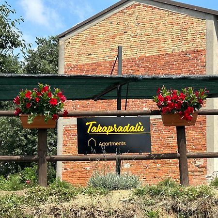 Takapradalu Villa Cisterna d'Asti ภายนอก รูปภาพ