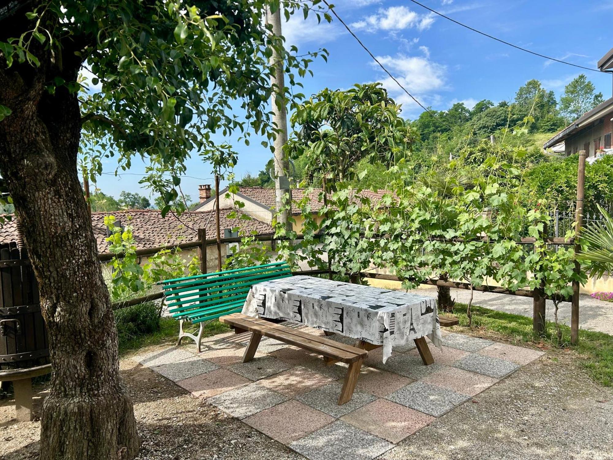 Takapradalu Villa Cisterna d'Asti ภายนอก รูปภาพ