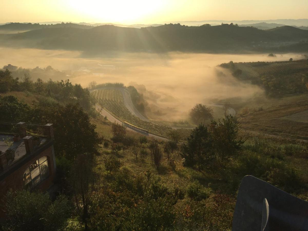 Takapradalu Villa Cisterna d'Asti ภายนอก รูปภาพ